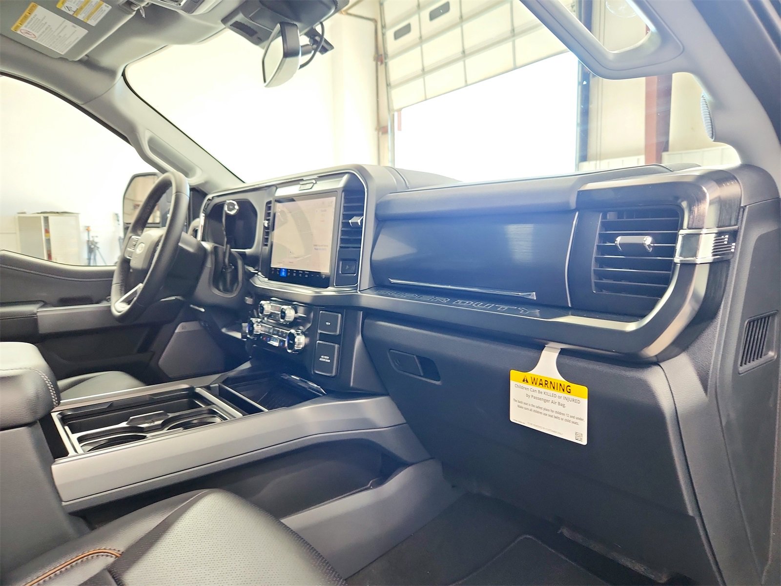 New 2026 Ford F250 Lariat w/ Black Appearance Package image 40