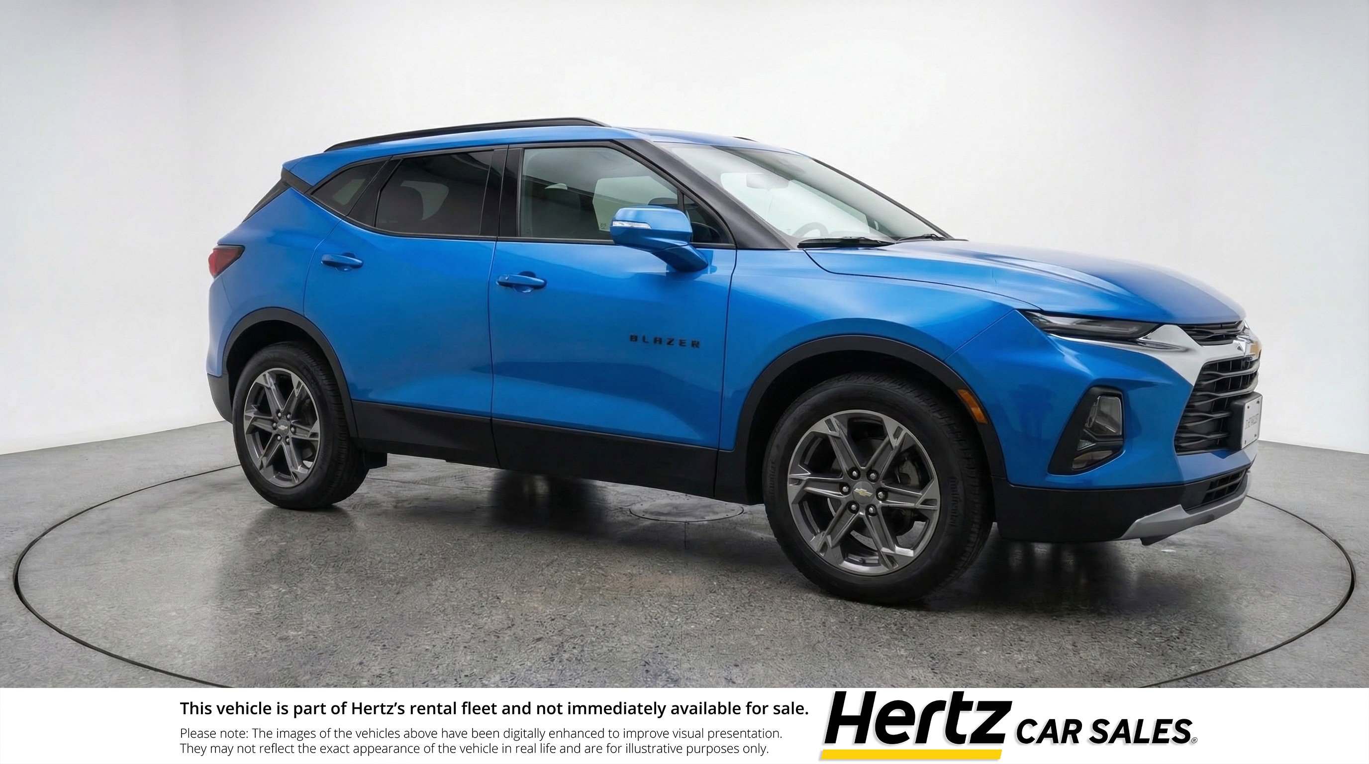 Used 2025 Chevrolet Blazer LT image 1