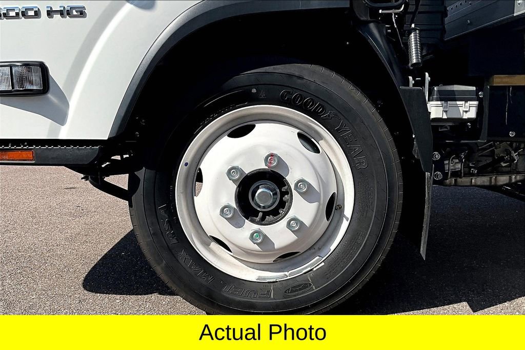 New 2025 Chevrolet Low Cab Forward image 9