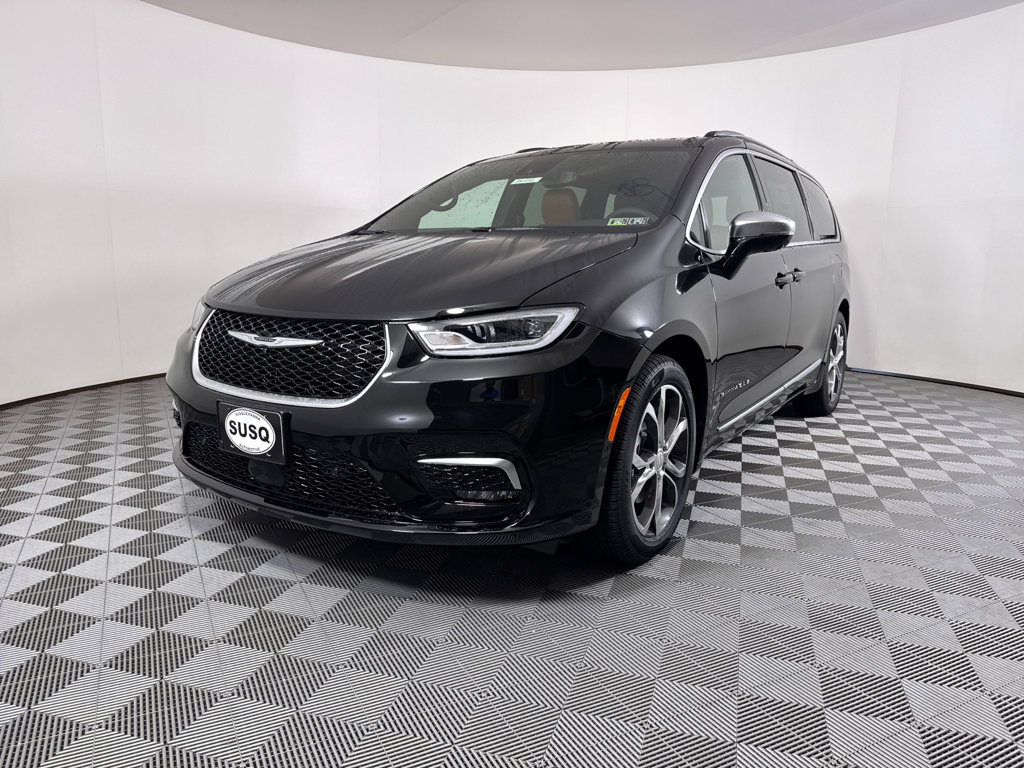 New 2026 Chrysler Pacifica Pinnacle image 16