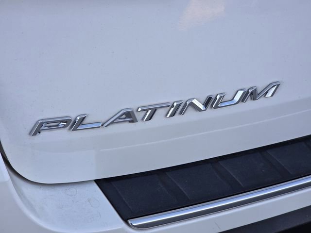 Used 2021 Ford Explorer Platinum w/ Equipment Group 601A image 8