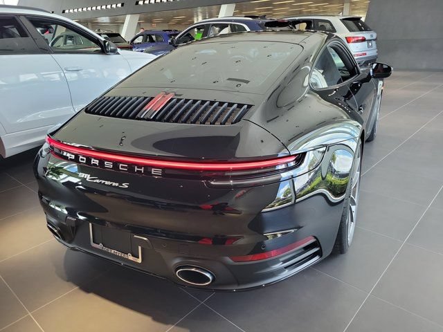 Used 2024 Porsche 911 Carrera S RWD image 6