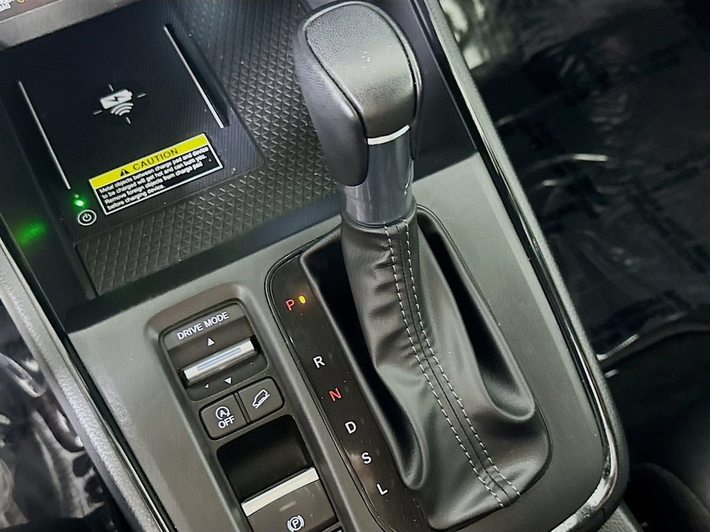 Used 2025 Honda CR-V EX-L image 32