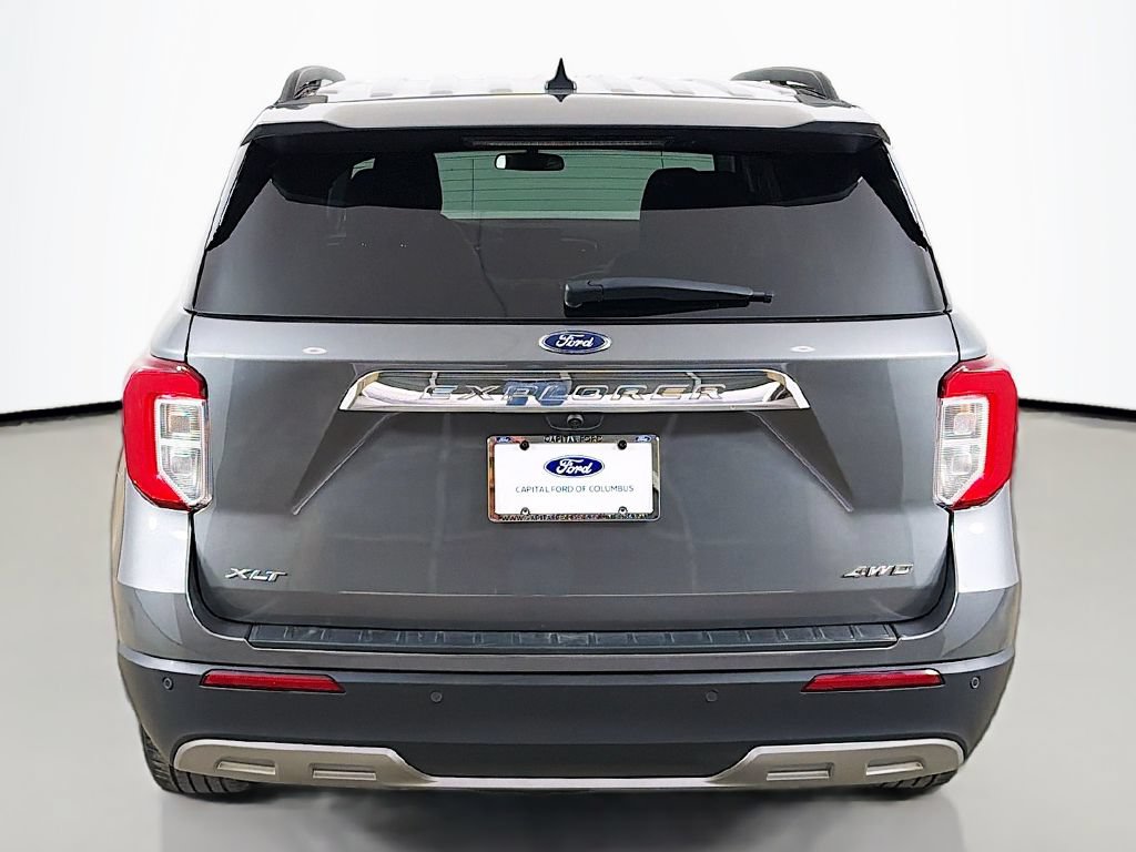 Used 2024 Ford Explorer XLT w/ Equipment Group 202A AWD/4WD image 15