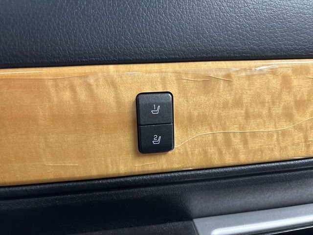 Used 2010 Lincoln MKX AWD image 47