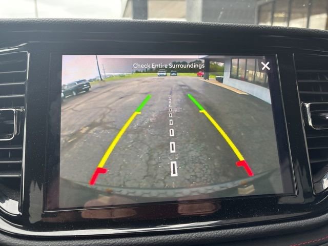 Used 2025 Dodge Durango GT AWD/4WD image 13