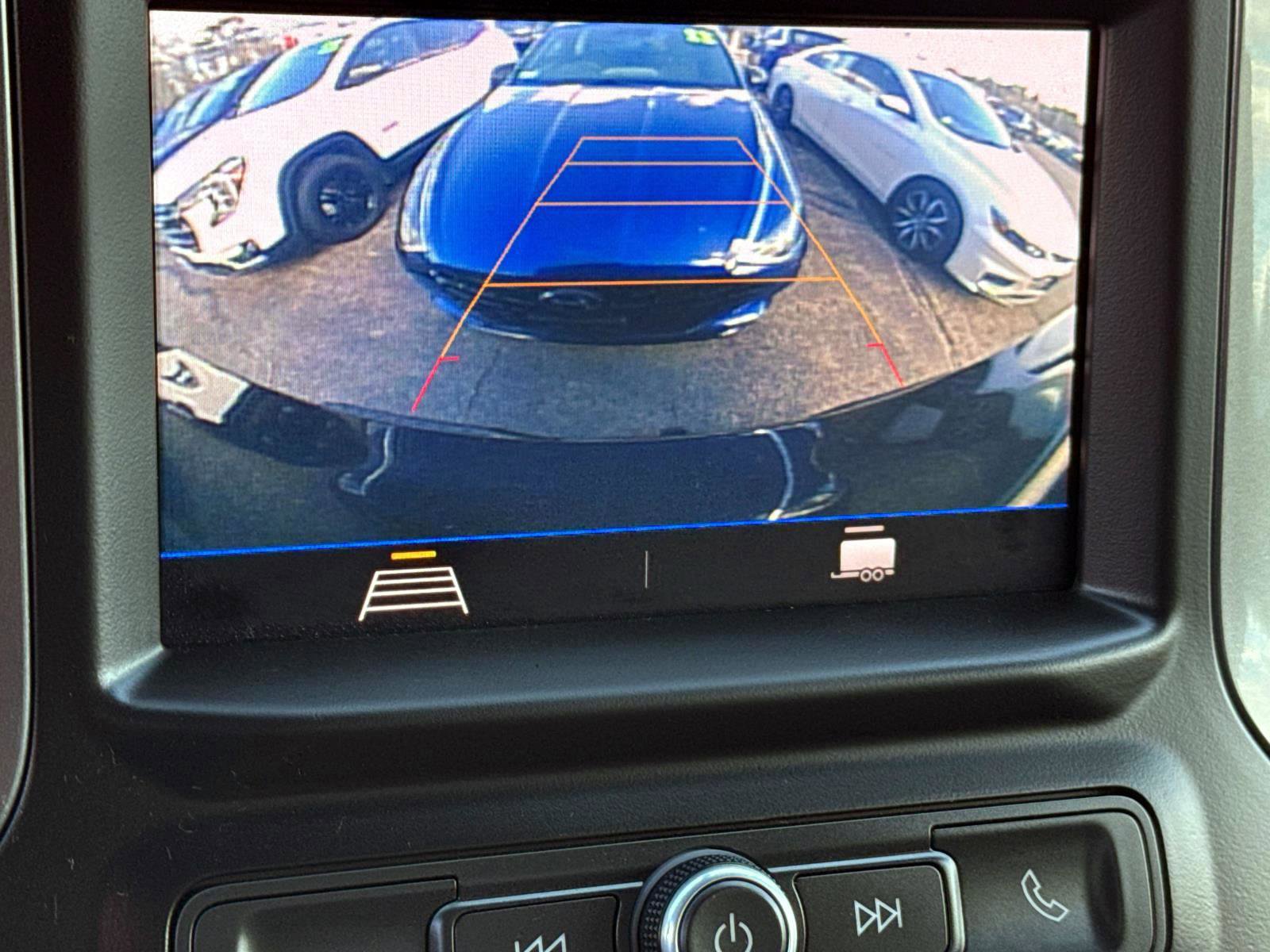 Used 2020 Chevrolet Silverado 1500 Custom w/ Custom Value Package image 23