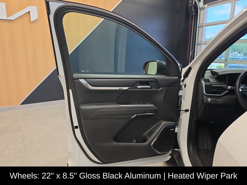 Used 2024 GMC Acadia Elevation w/ Black Edition AWD/4WD image 15