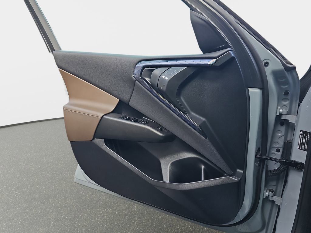 Used 2025 BMW X3 xDrive30i image 30