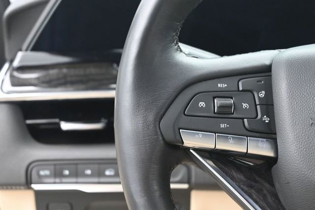 Used 2023 Cadillac Escalade Premium Luxury AWD/4WD image 30