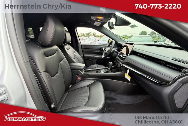 New 2026 Jeep Compass Latitude AWD/4WD image 29