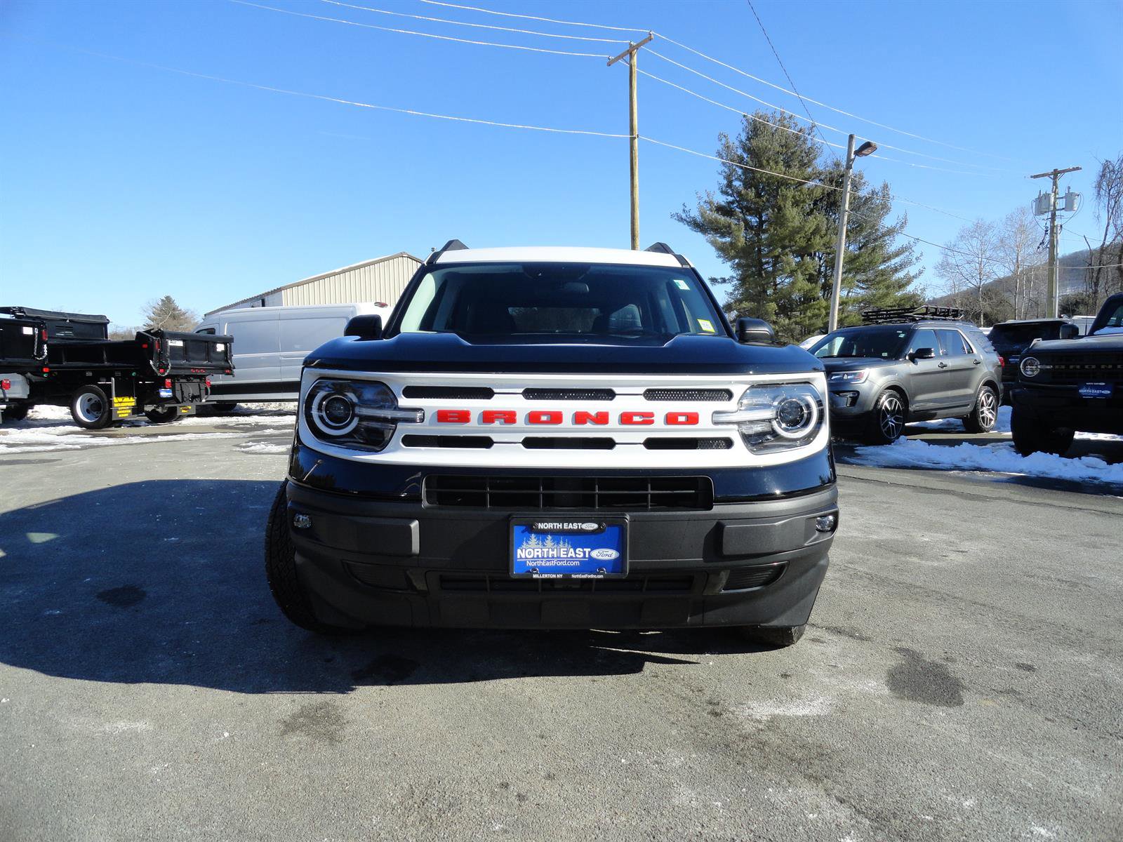 Certified 2024 Ford Bronco Sport Heritage w/ Heritage Convenience Package image 2