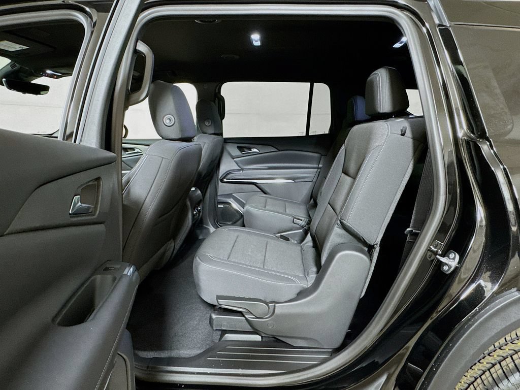 New 2026 Chevrolet Traverse LT w/ Enhanced Driving Package FWD image 13