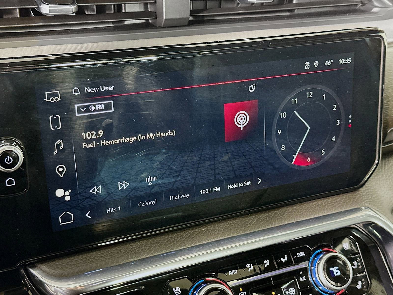 Used 2024 GMC Sierra 3500 Denali image 16