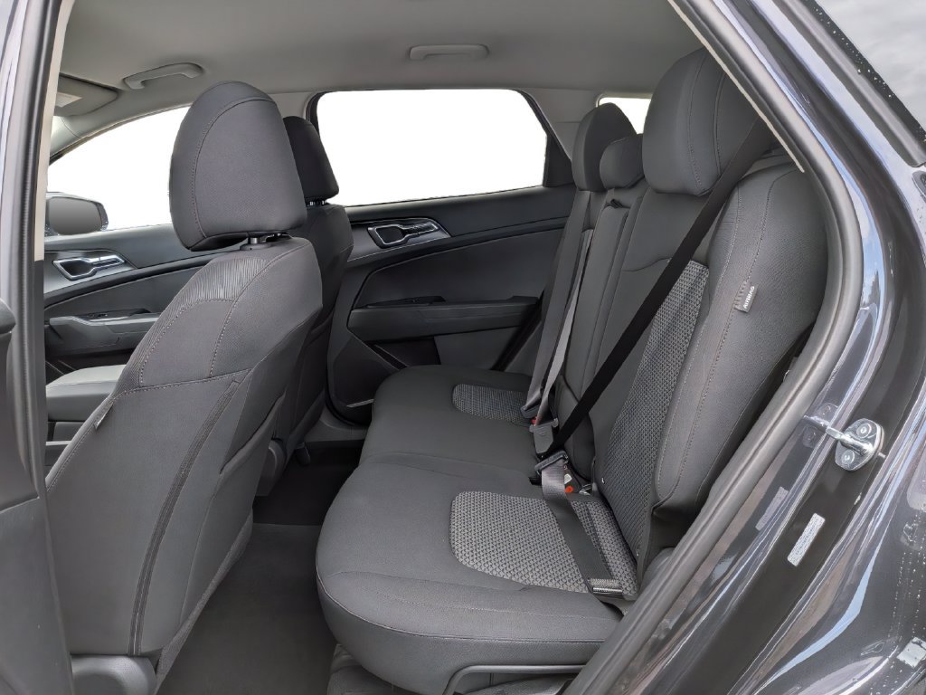 New 2026 Kia Sportage LX FWD image 13