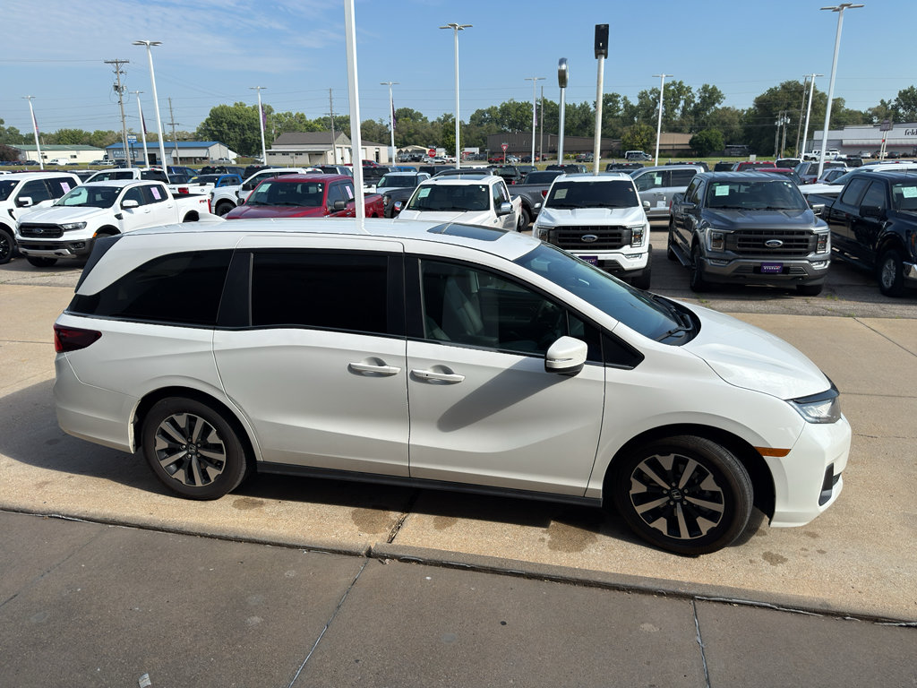 Used 2025 Honda Odyssey EX-L image 5