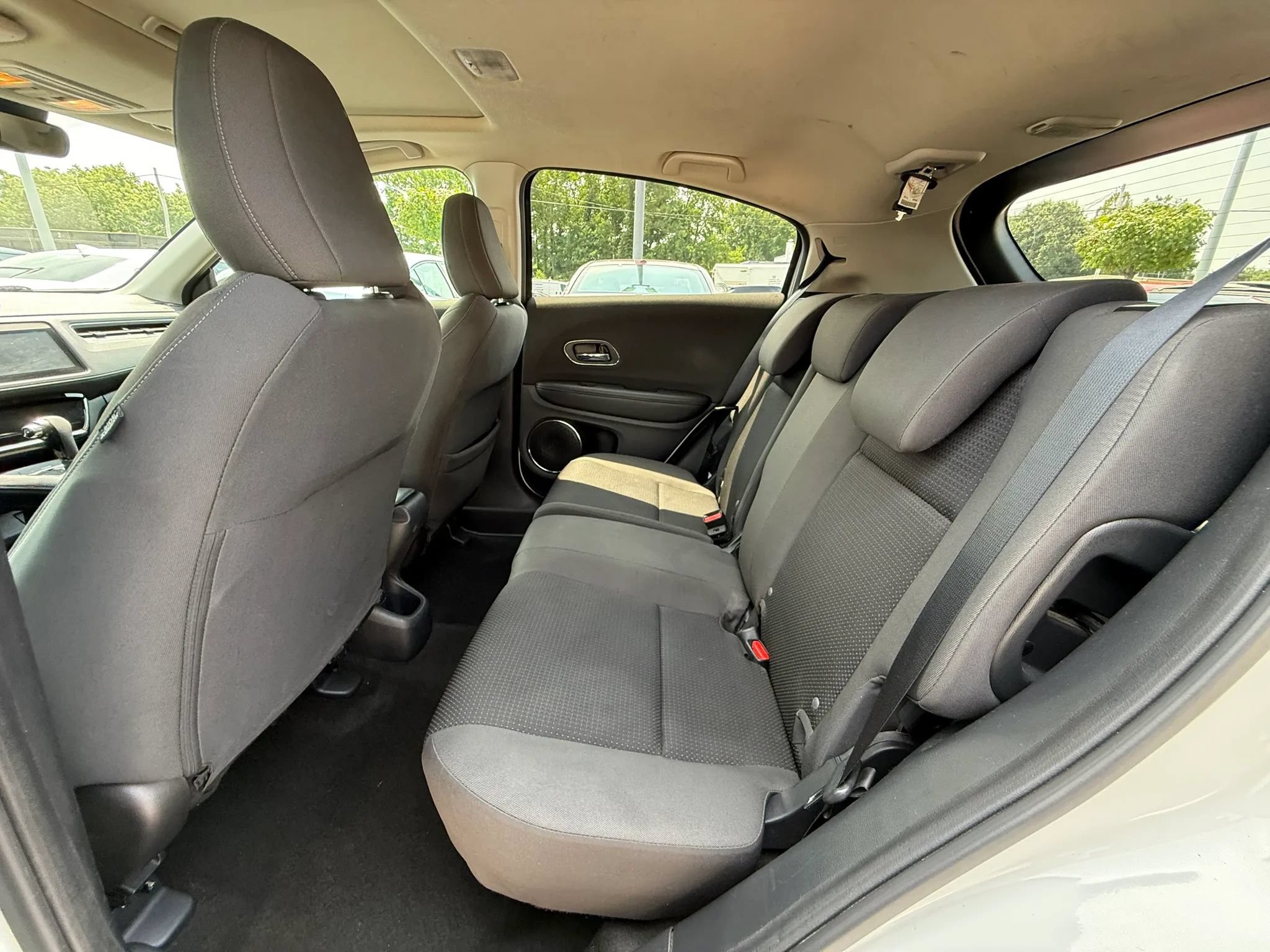 Used 2021 Honda HR-V EX image 15