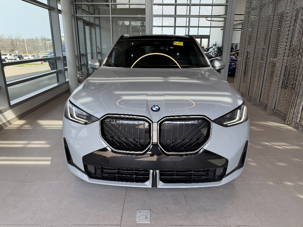 New 2026 BMW X3 xDrive30 w/ Premium Package image 2