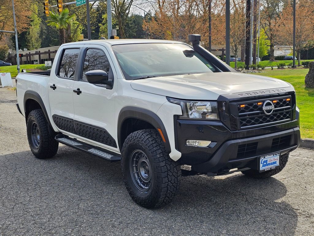 Certified 2024 Nissan Frontier SV w/ Hardbody Edition AWD/4WD image 3