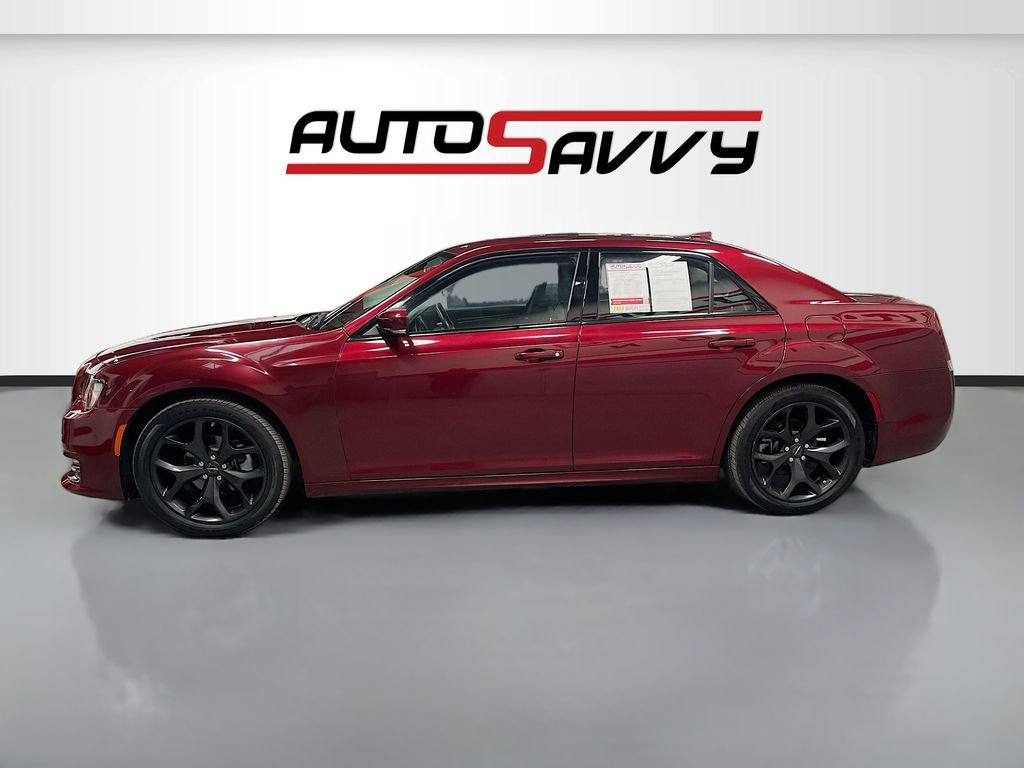 Used 2022 Chrysler 300 Touring L image 4