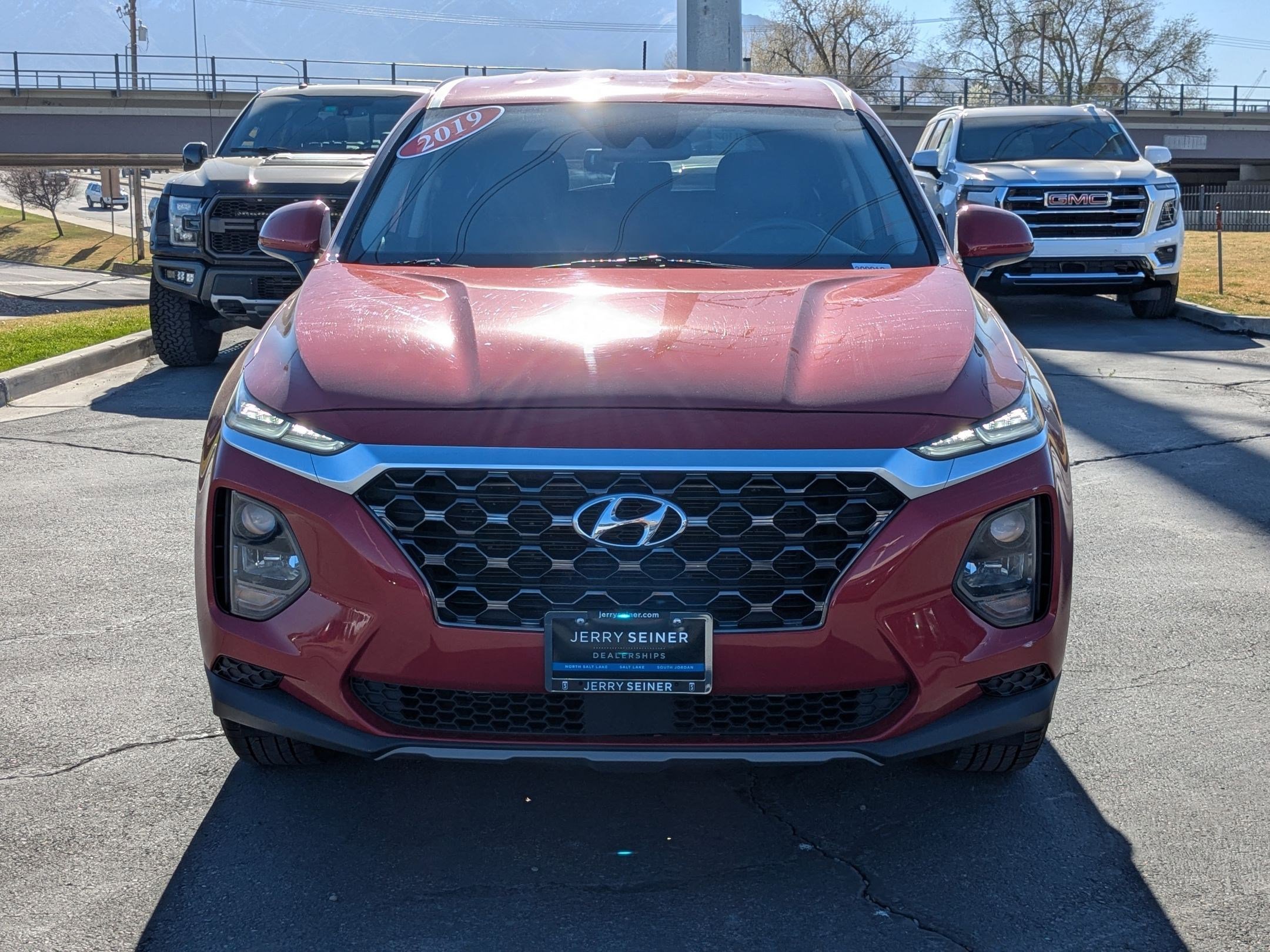 Used 2019 Hyundai Santa Fe SE image 8