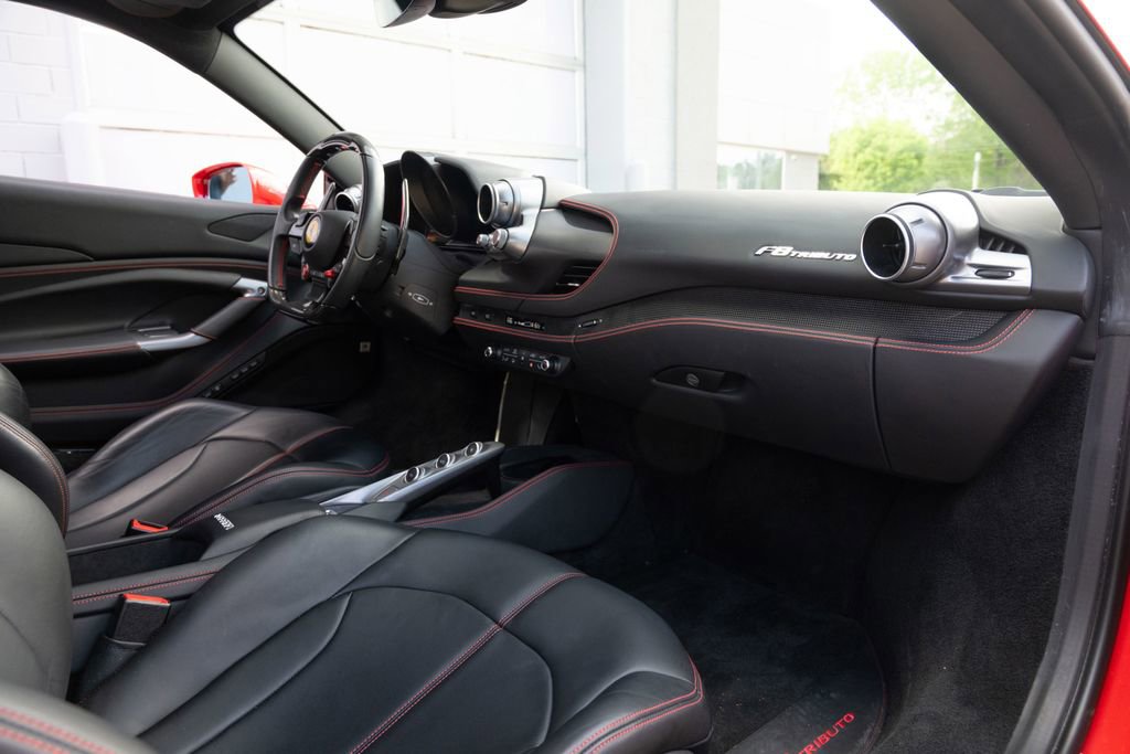 Used 2022 Ferrari F8 Tributo image 56