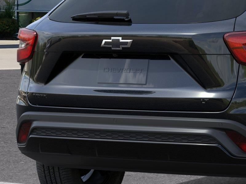 New 2026 Chevrolet Trax LT w/ Driver Confidence Package FWD image 14