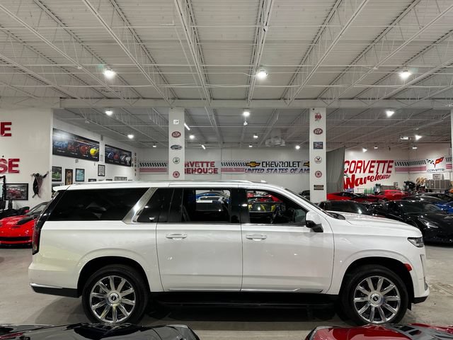 Used 2024 Cadillac Escalade ESV Premium Luxury w/ LPO, Floor Liner Package AWD/4WD image 5