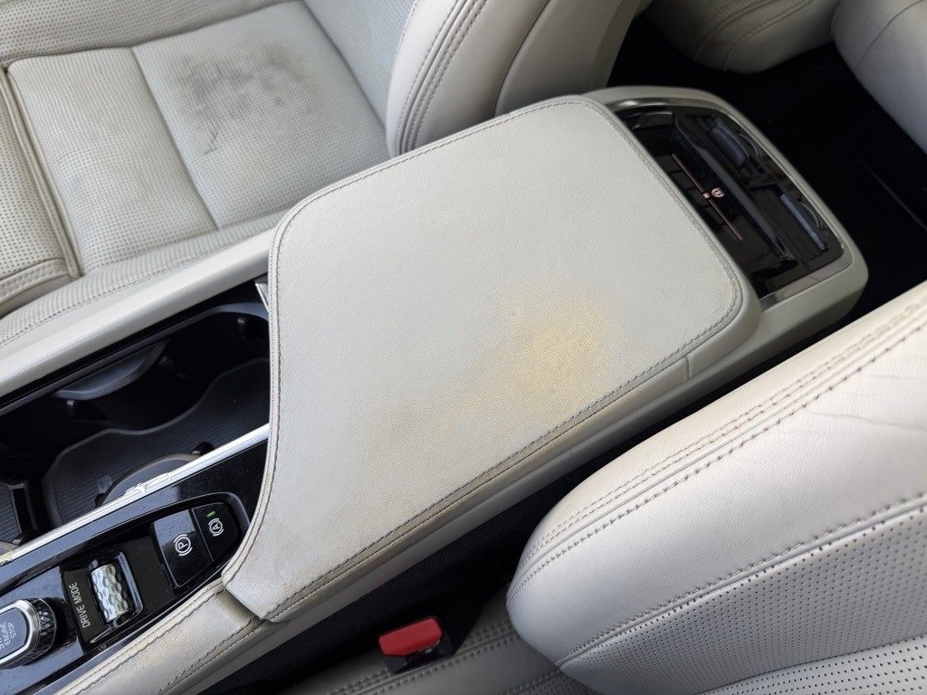 Used 2020 Volvo XC90 T8 Inscription image 28