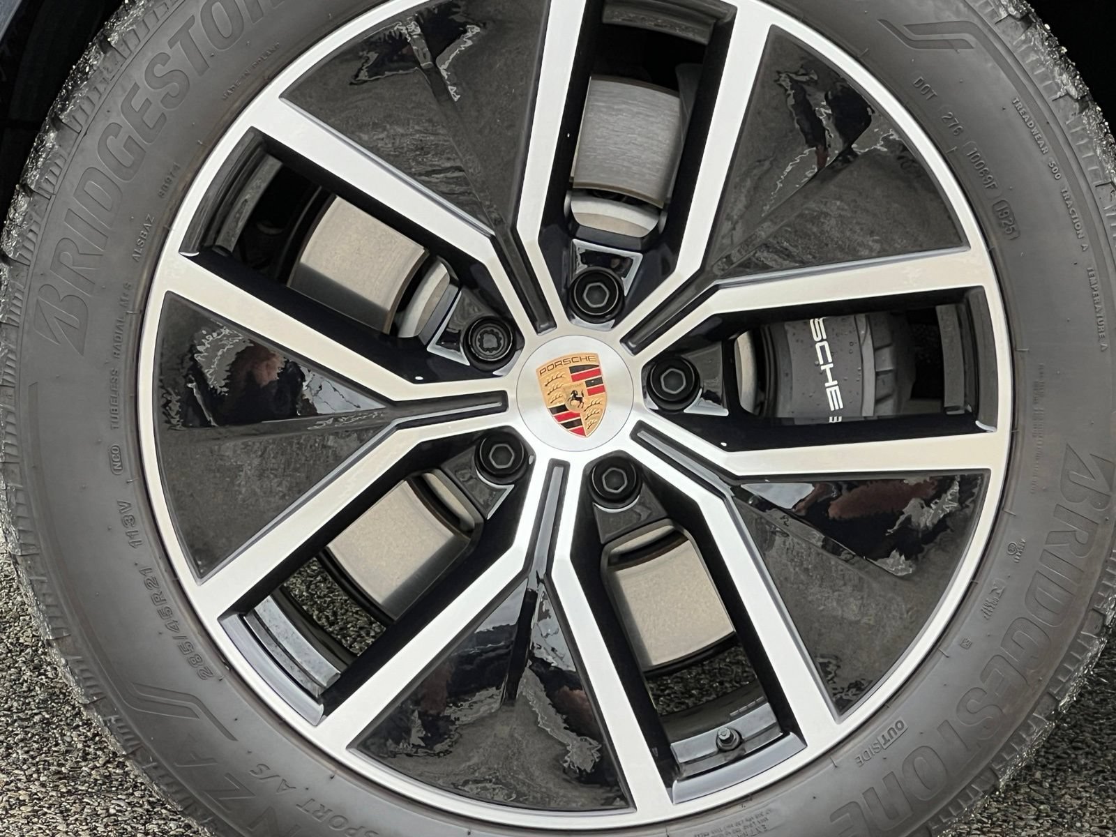 Certified 2026 Porsche Cayenne E-Hybrid AWD/4WD image 15