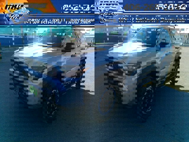 Used 2025 Toyota 4Runner TRD Off-Road image 7