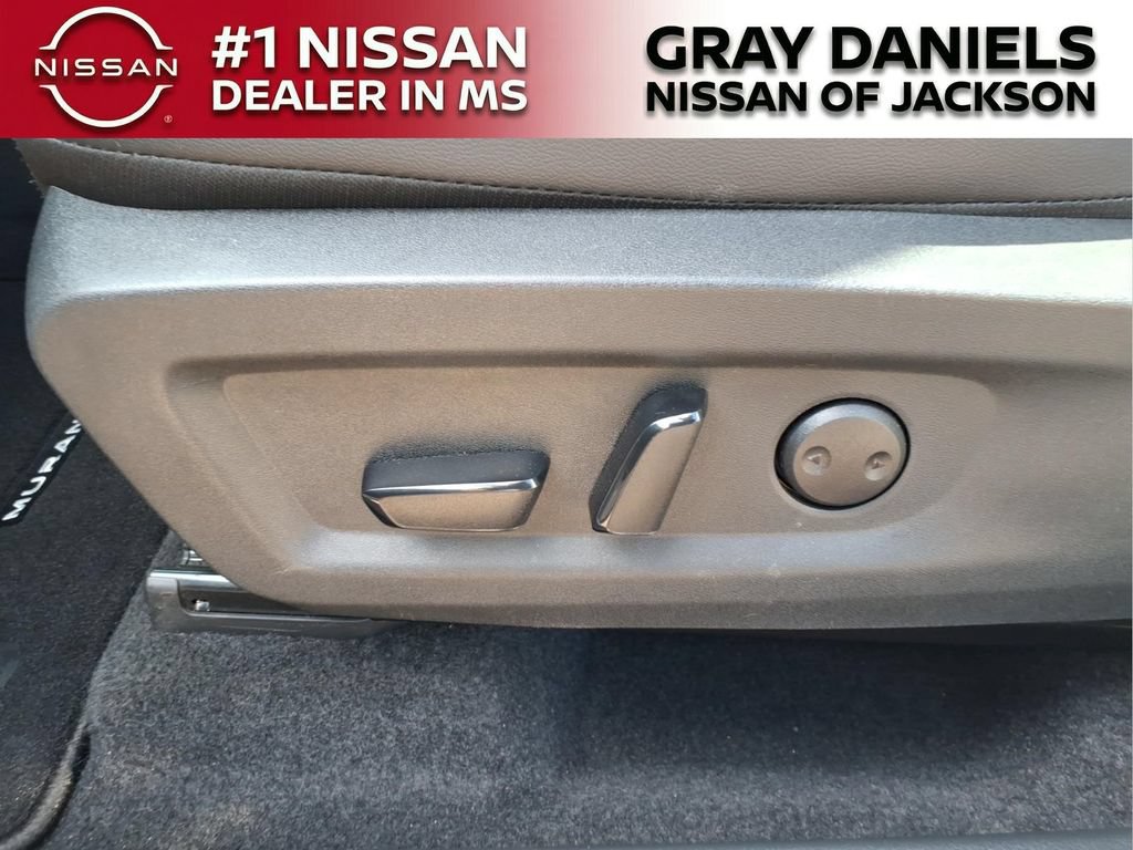 New 2025 Nissan Murano SL AWD/4WD image 13