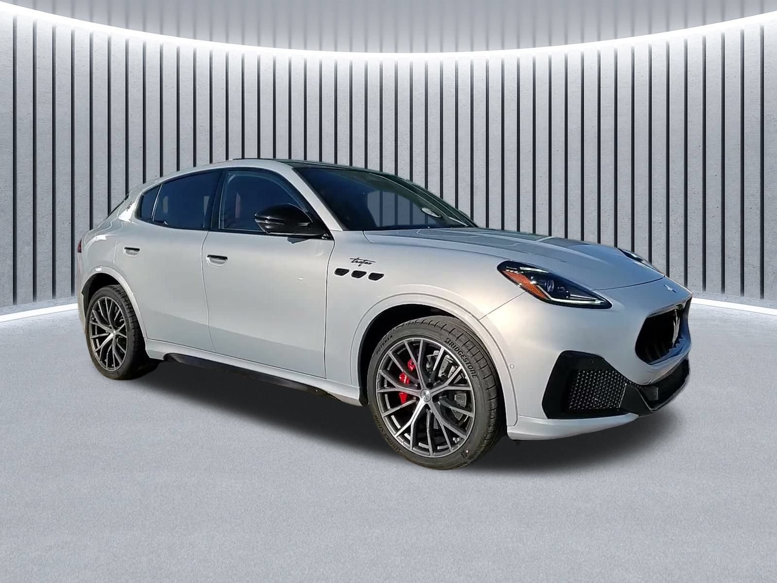 New 2026 Maserati Grecale Trofeo AWD/4WD image 2