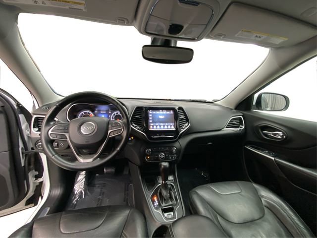 Used 2020 Jeep Cherokee Limited image 29