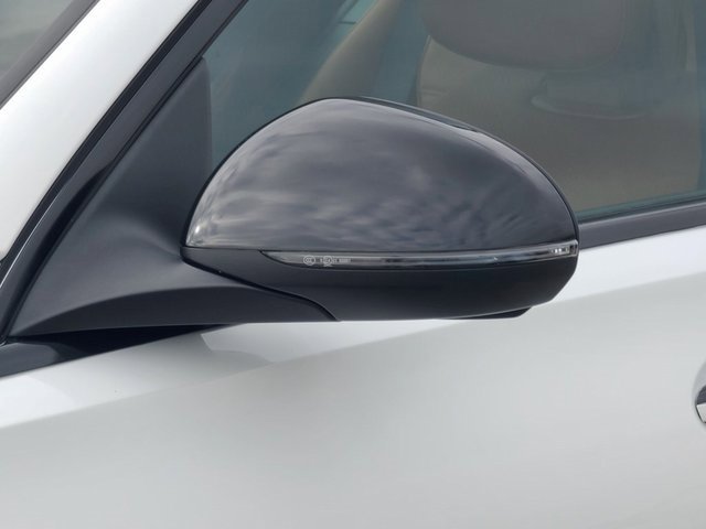 Used 2023 Mercedes-Benz C 300 4MATIC Sedan image 4