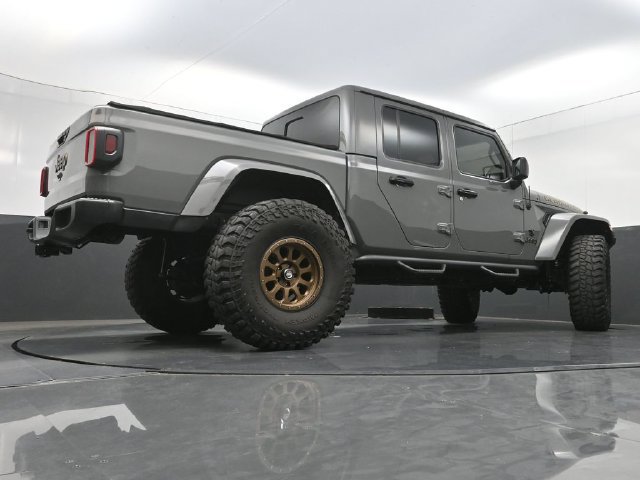 Used 2020 Jeep Gladiator Overland AWD/4WD image 35