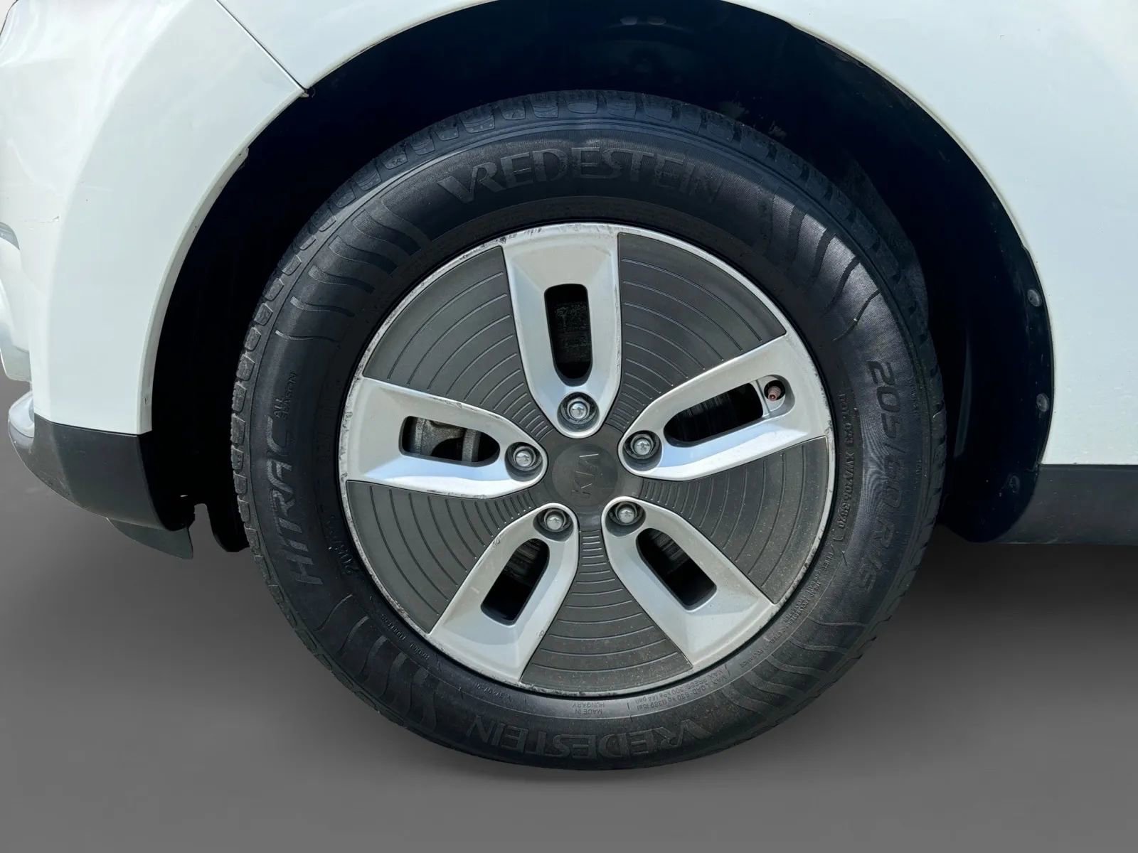 Used 2017 Kia Soul EV image 24