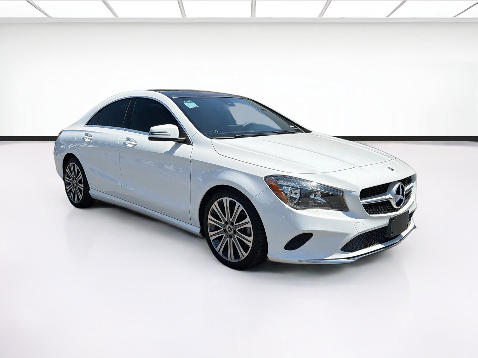 Used 2019 Mercedes-Benz CLA 250 image 3