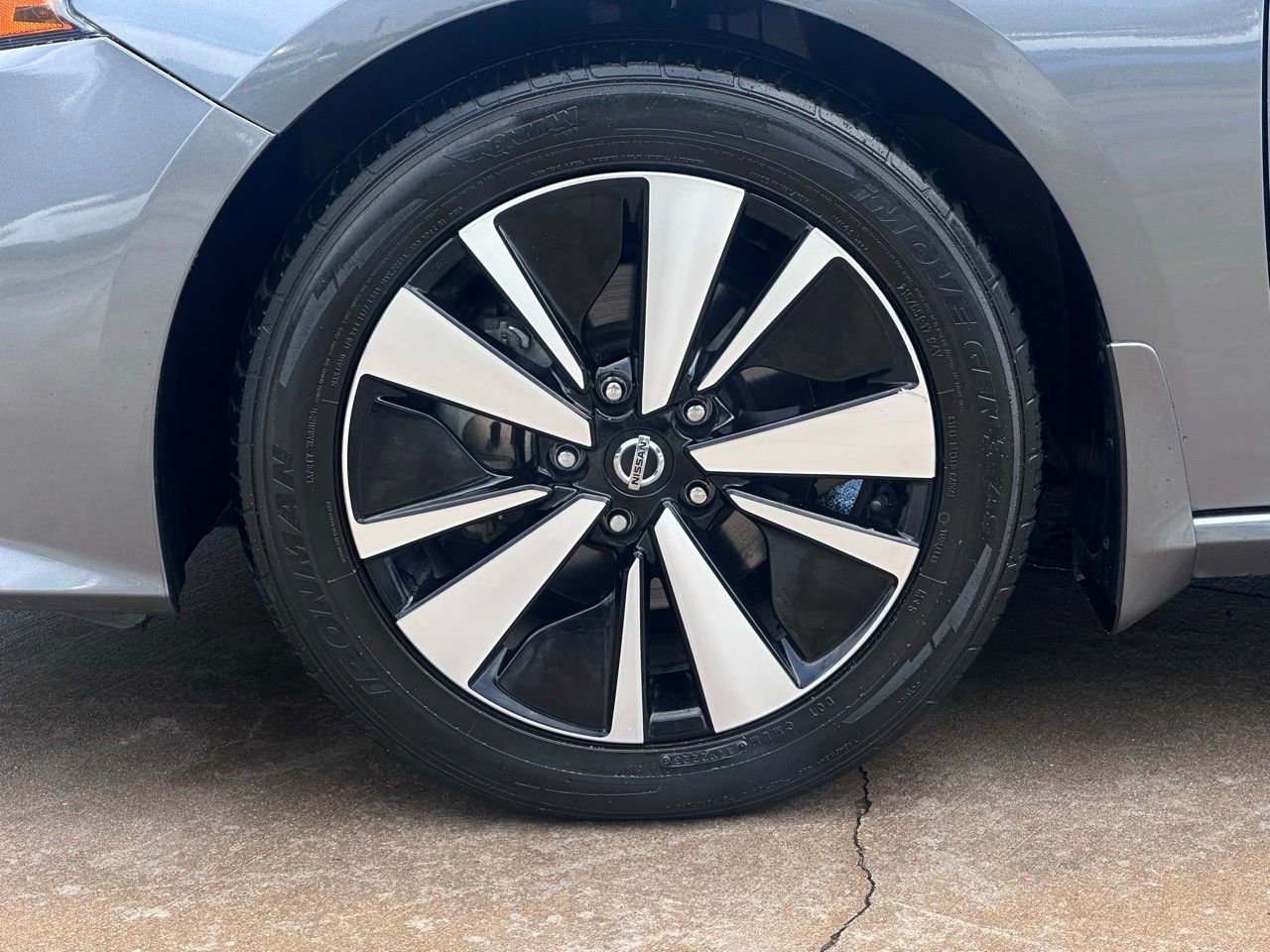 Used 2021 Nissan Altima 2.5 SV FWD image 9