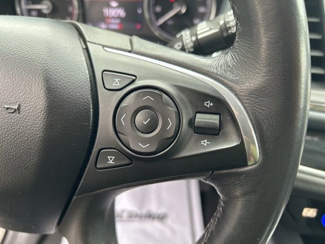Used 2020 Buick Enclave Premium w/ Sun and Sites Package image 15