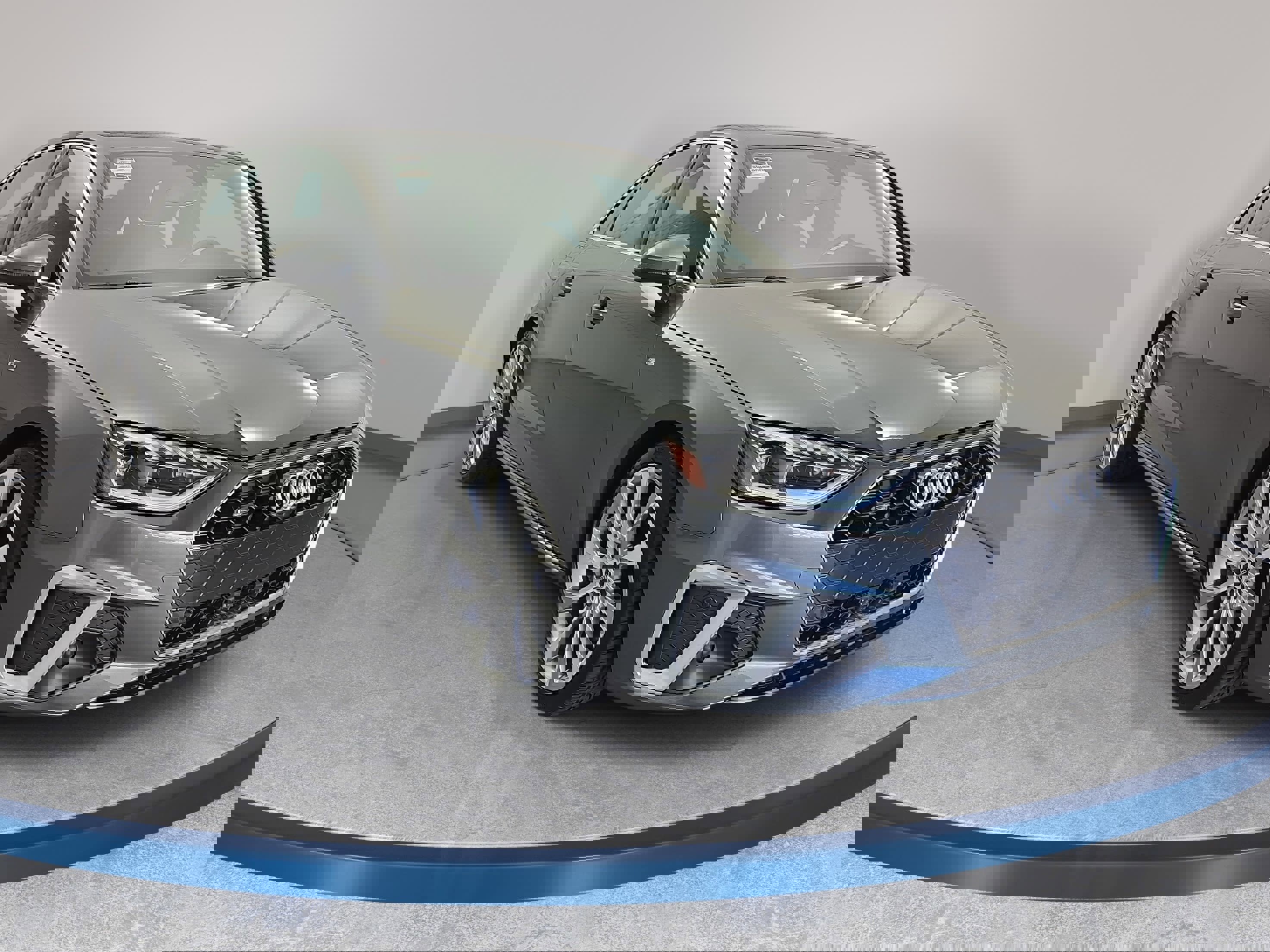 Used 2021 Audi A4 2.0T Premium Plus w/ Premium Plus Package image 3