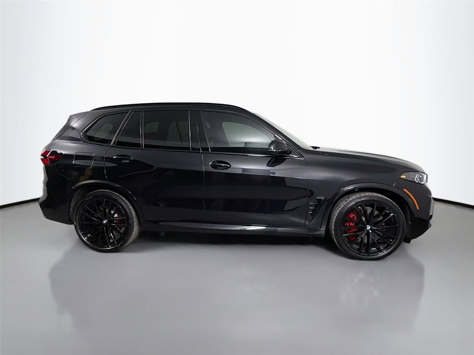 New 2026 BMW X5 M60i AWD/4WD image 5
