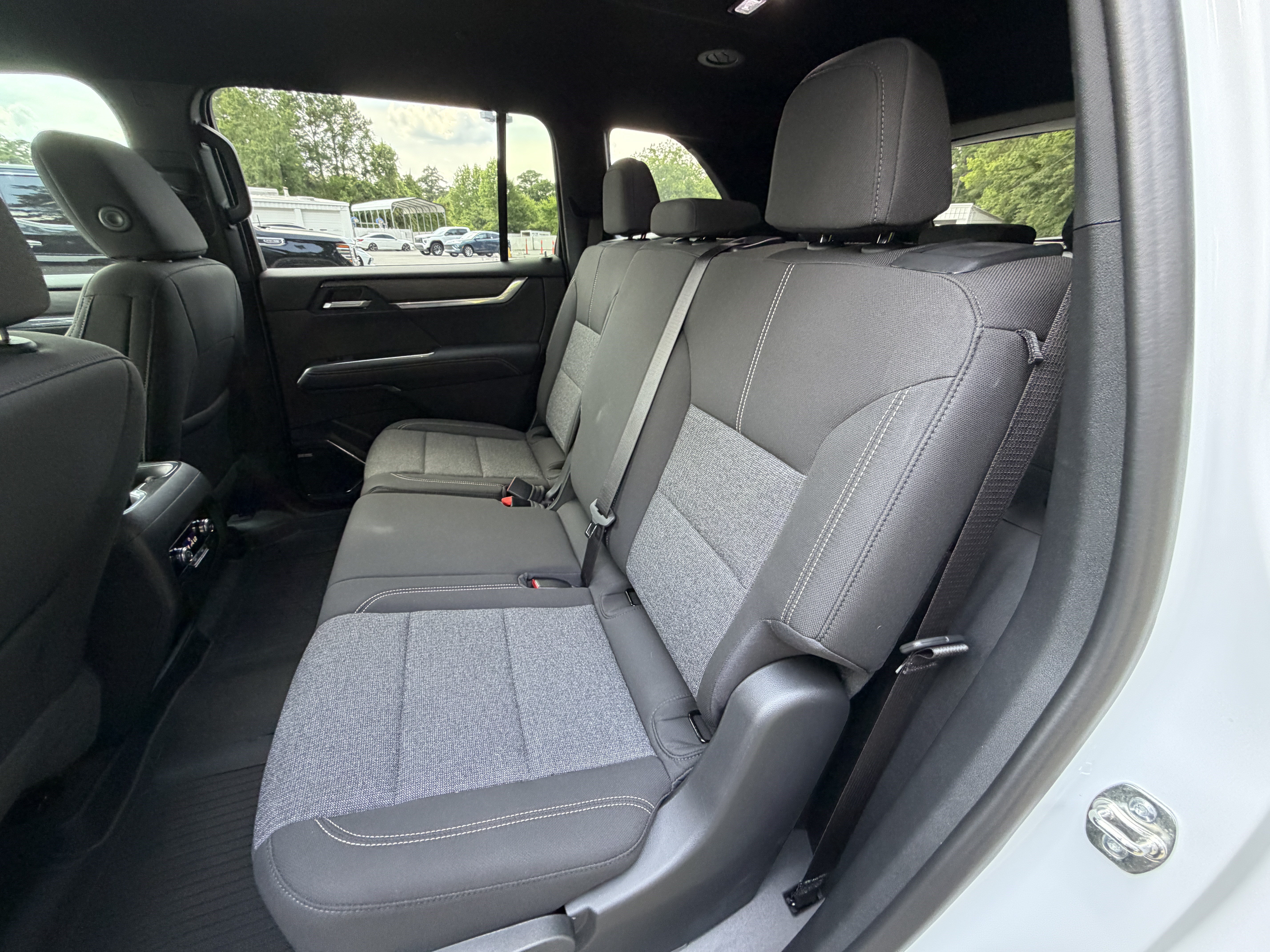 New 2026 GMC Acadia Elevation FWD image 16