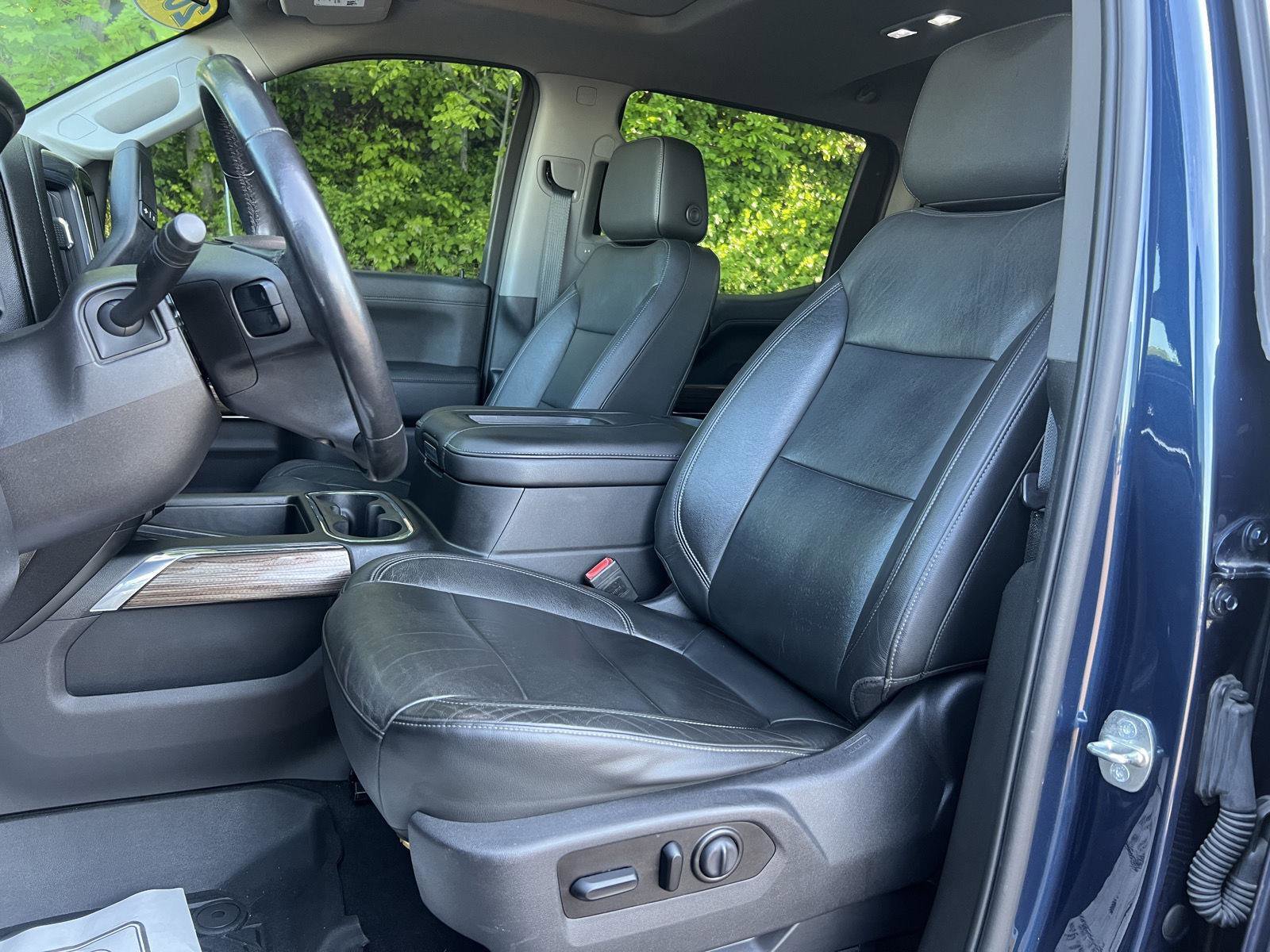 Used 2020 Chevrolet Silverado 1500 LT Trail Boss AWD/4WD image 13