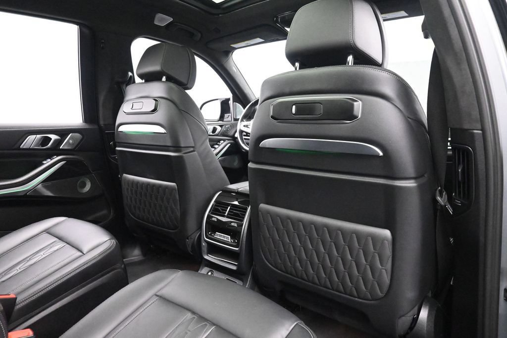 Used 2023 BMW X7 M60i w/ Executive Package AWD/4WD image 25