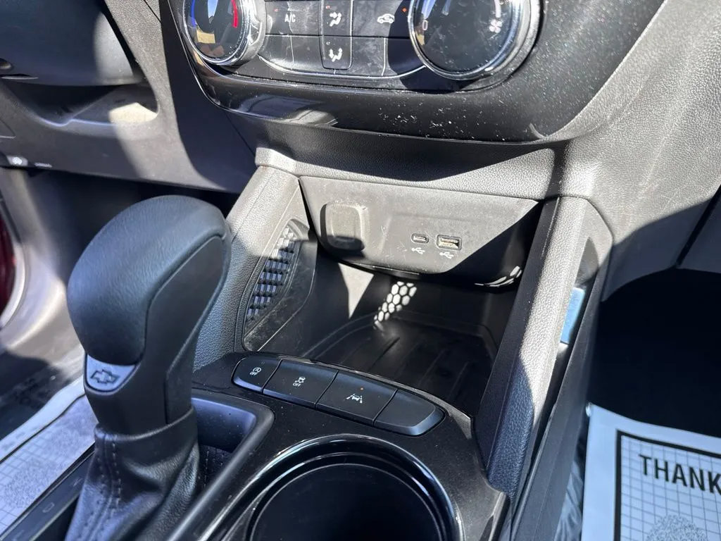 Used 2025 Chevrolet TrailBlazer LT FWD image 24