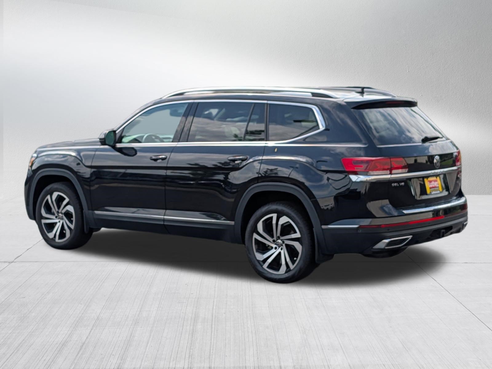 Used 2021 Volkswagen Atlas SEL Premium AWD/4WD image 5