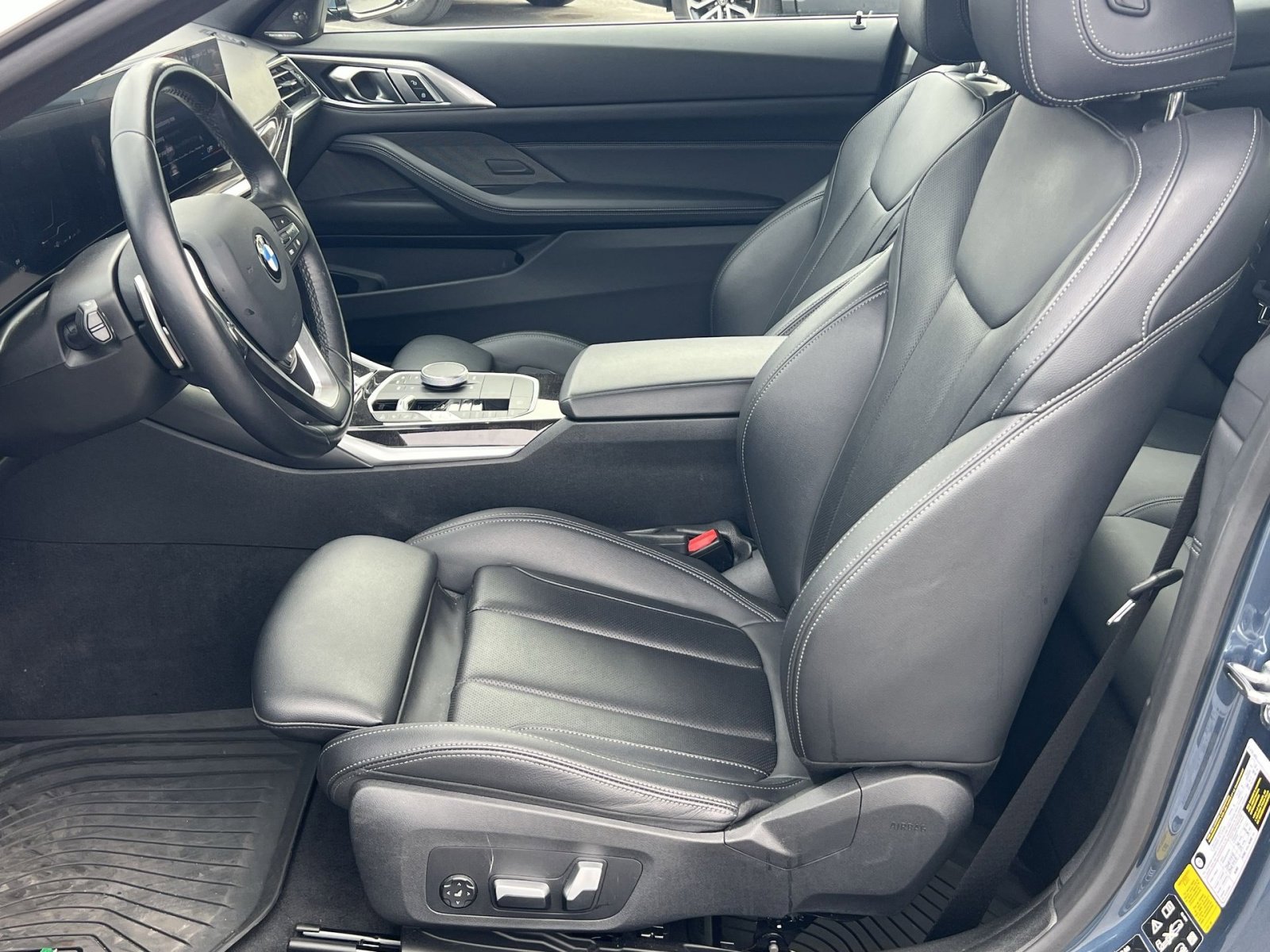 Used 2024 BMW 430i xDrive Coupe w/ Premium Package image 12