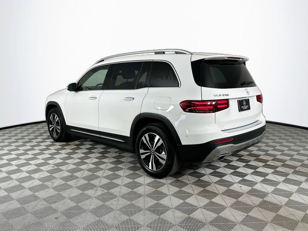 Certified 2025 Mercedes-Benz GLB 250 GLB 250 image 5