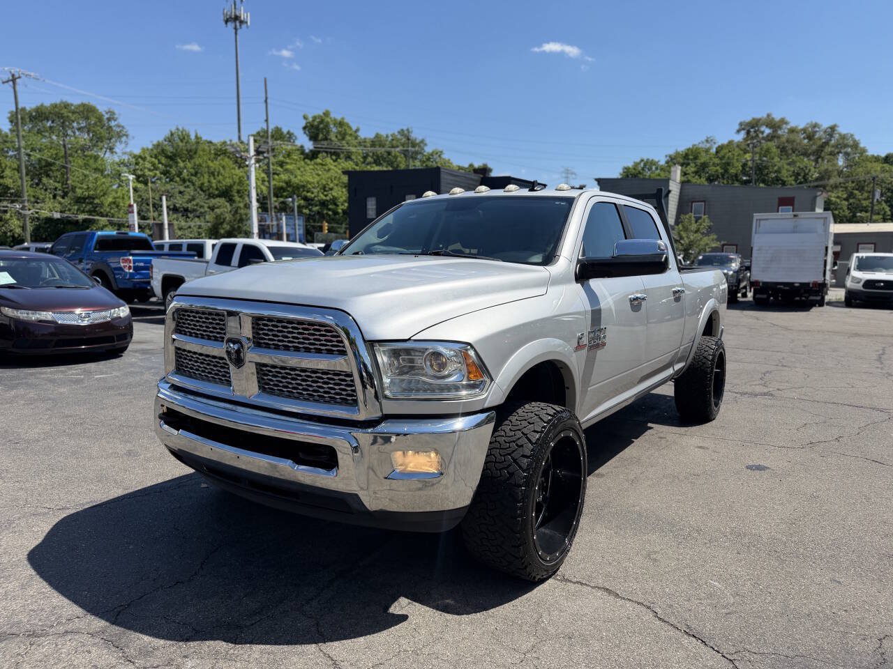 Used 2014 RAM 3500 Laramie AWD/4WD image 4